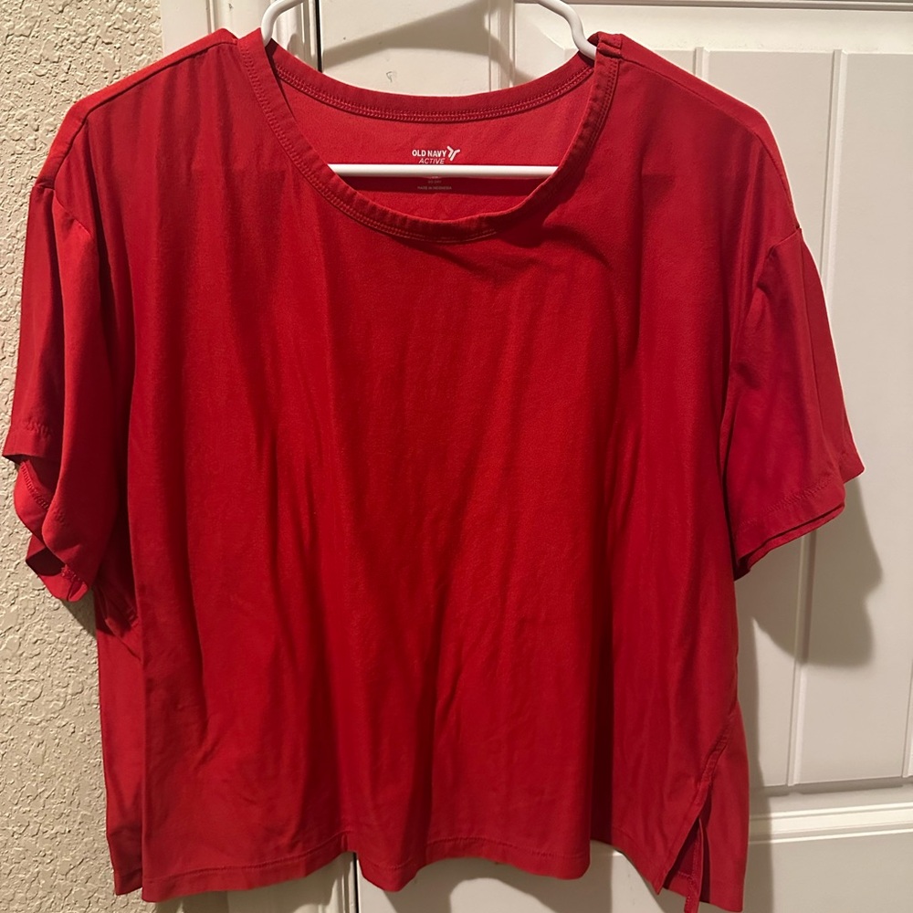 Old Navy Women's Vibrant Red Short Sleeve Tee